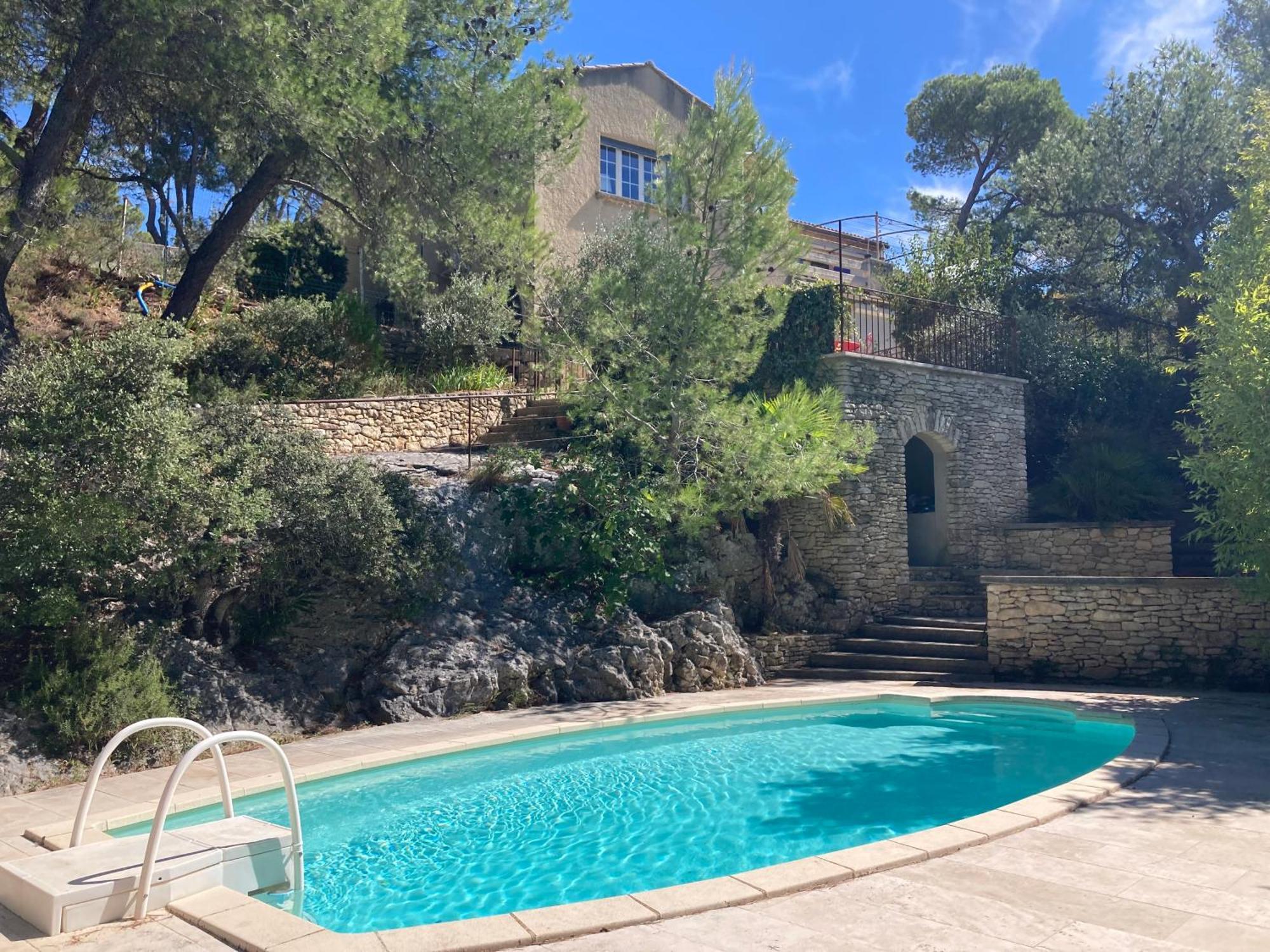 Le Gite Sous Les Pins Les Taillades Bagian luar foto